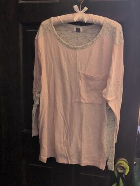 Old Navy Cream and Heather Gray Long Sleeve Top